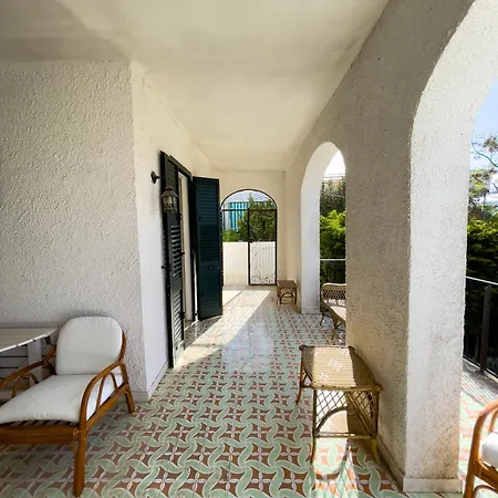 Baia A Pochi Passi Dal Mare Apartmán *