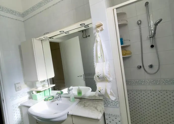 Baia A Pochi Passi Dal Mare Apartment *