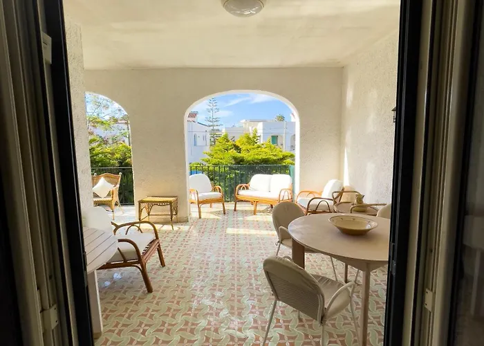 Apartment Baia A Pochi Passi Dal Mare